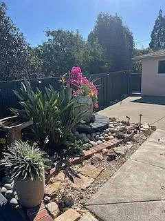 3 bed, 2.0 bath, 1080 sqft, $3,750 — Photo 4
