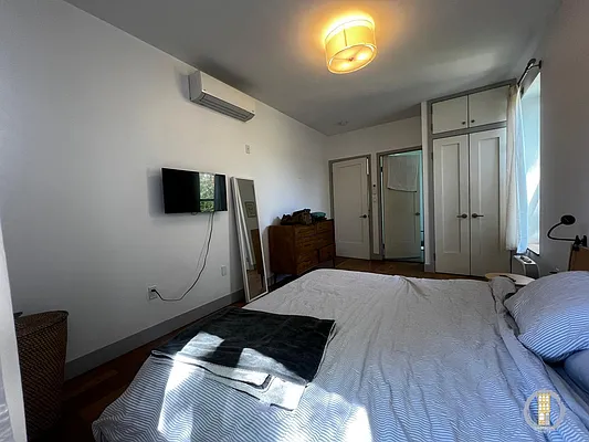 Rented by Brooklyn Rentals NYC | media 18