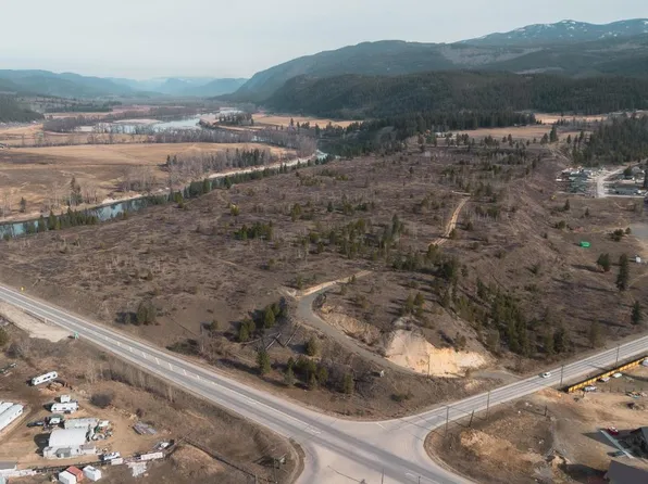 5088 Barriere Town Rd, Barriere, BC V0E 1E0