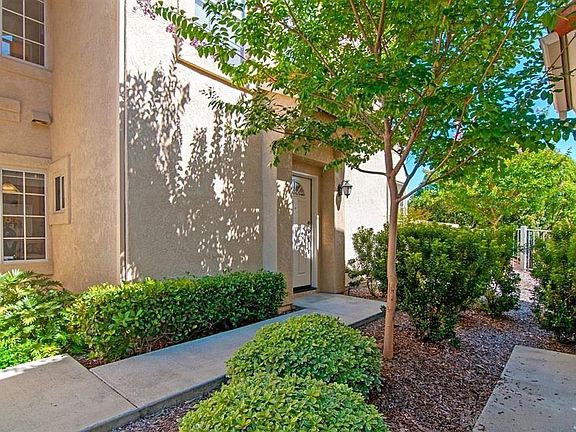 2nd image of 11047 Creekbridge Pl