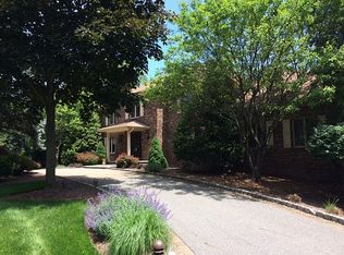 730 Galloping Hill Rd, Franklin Lakes, NJ 07417