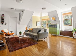 153 Lincoln Pl APT 3B, Brooklyn, NY 11217