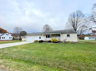 12 Meadow Ln, Apalachin, NY 13732