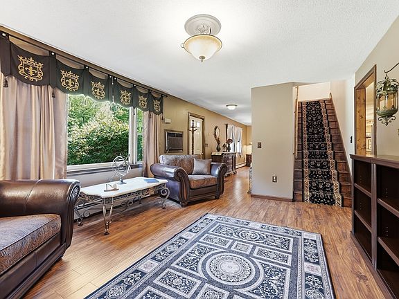 5th image of 18 Moriarty Rd