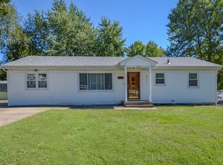 213 E Whittier St, Kansas City, MO 64119