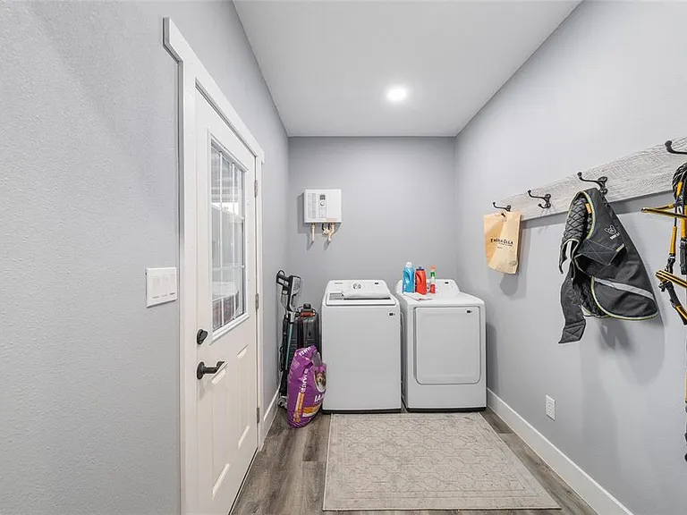 13869 S Highway 475 — Photo 45