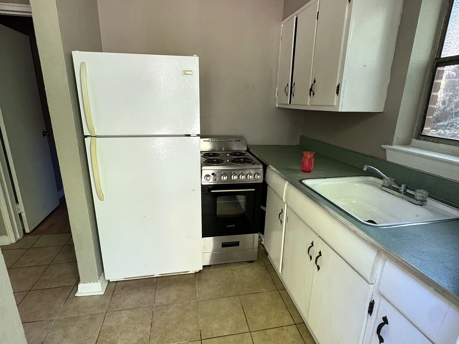 3301 Navajo Dr — Photo 2