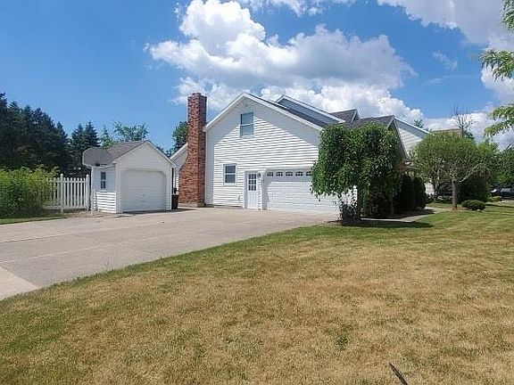 3rd image of 2606 David Dr