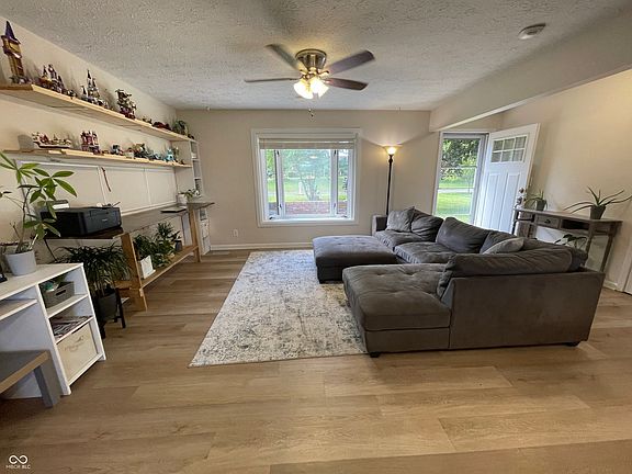 2nd image of 3106 W Sharon Dr