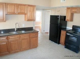 21 Monticello St, North Providence, RI 02904