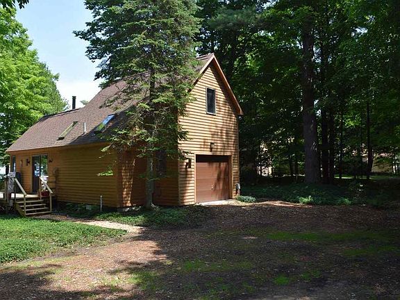 2nd image of 2905 Shore Wood Dr