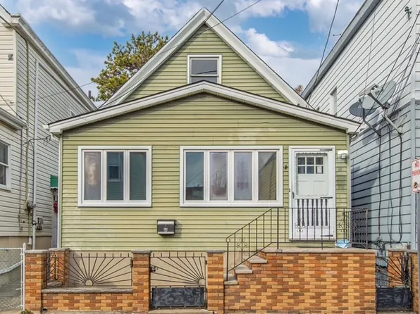 46 Center St, Clifton, NJ 07011