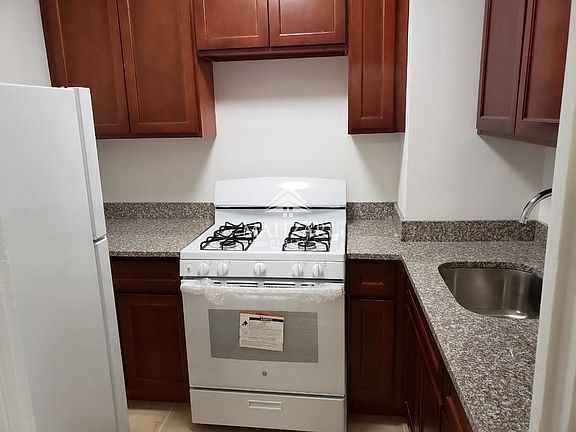 3rd image of 66-01 Burns St Unit 6U