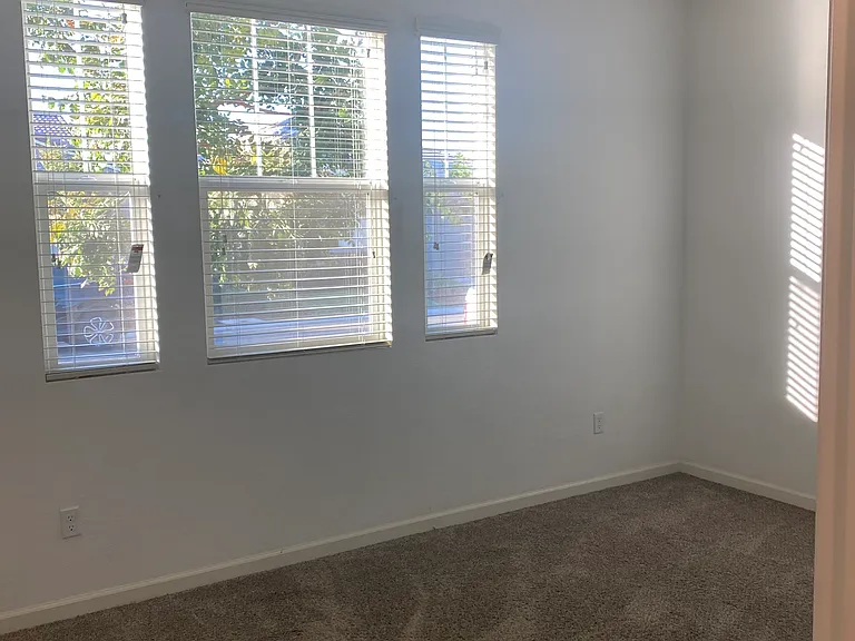 3012 Swift Ln — Photo 11