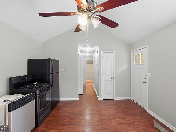 3rd image of 222 Brenda Ellen Dr