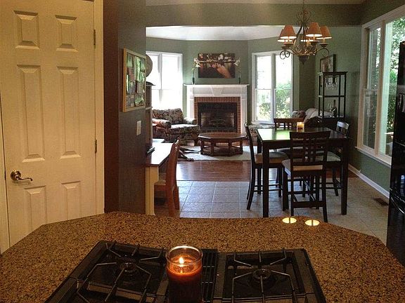 5th image of 114 Briarmoor Dr