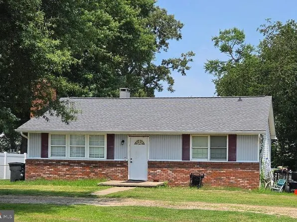 1224 Hillside Rd, Pasadena, MD 21122