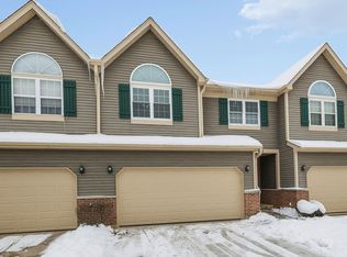 431 Dunridge Ct #431, Dundee, IL 60118