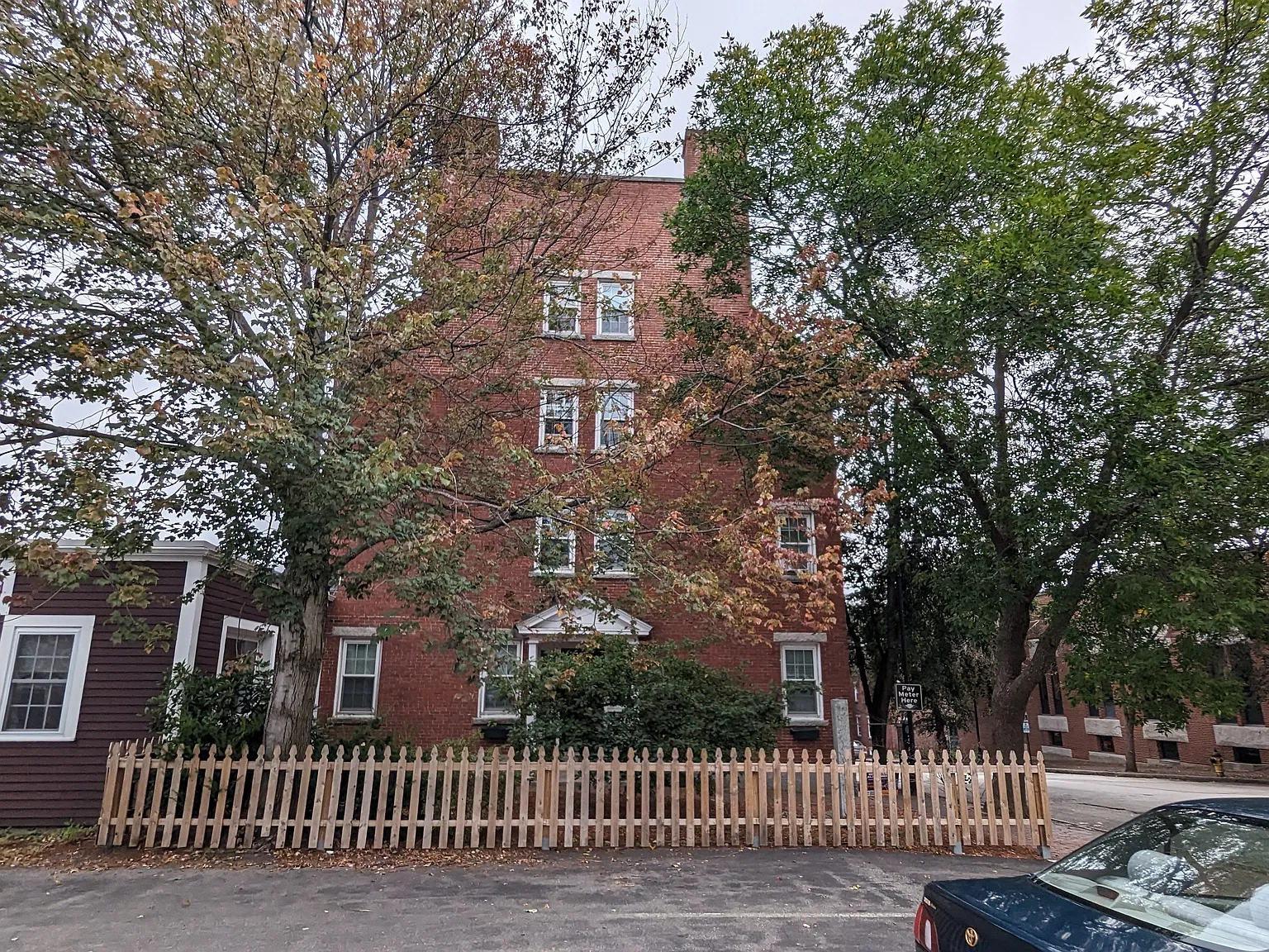 100 Middle St — Photo 1