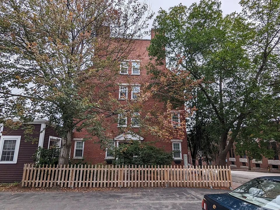 100 Middle St #5