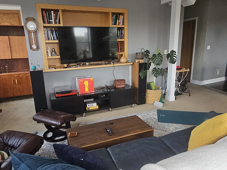 5801 Bryant St #2 — Photo 7