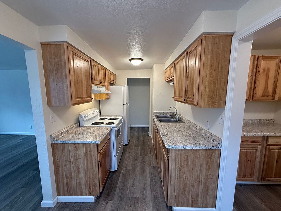 1st image of 1774 NE Klamath Ave #203