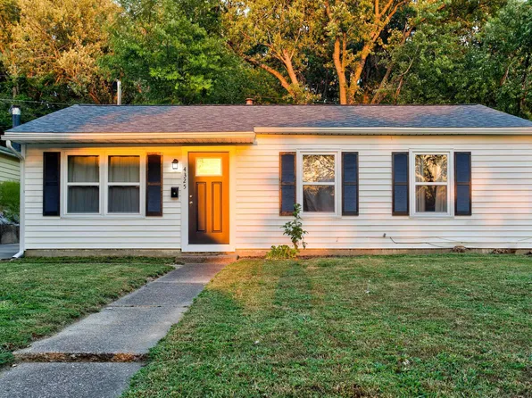4325 Meadowridge Rd, Evansville, IN 47710