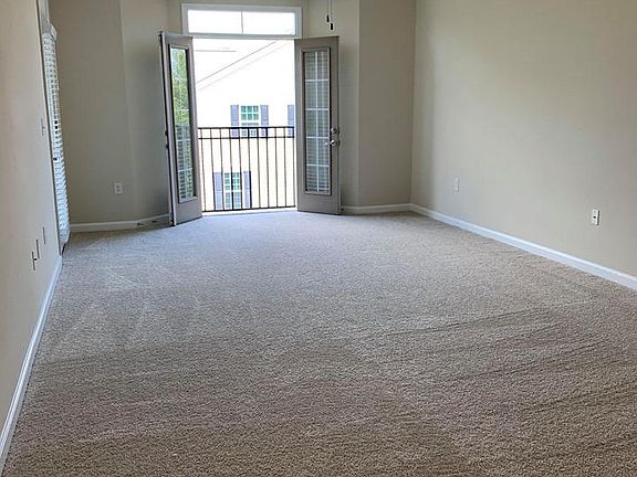 3rd image of 3203 Kentworth Dr #3203