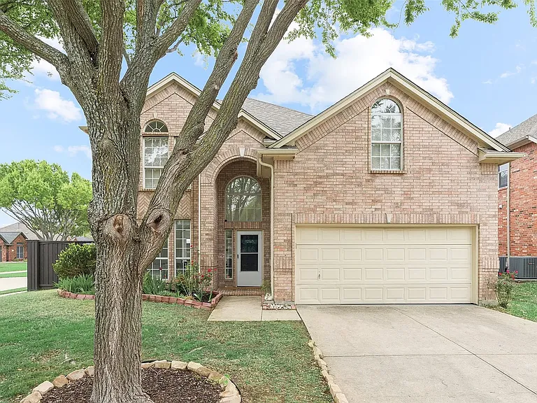 12165 Shoal Creek Dr — Photo 1