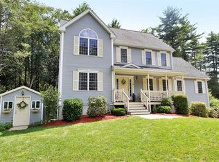 10 Audubon Way, Sturbridge, MA 01566