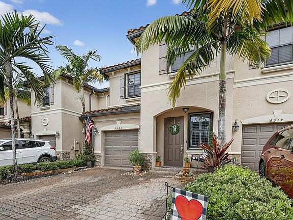 3rd image of 6585 N Anise Court