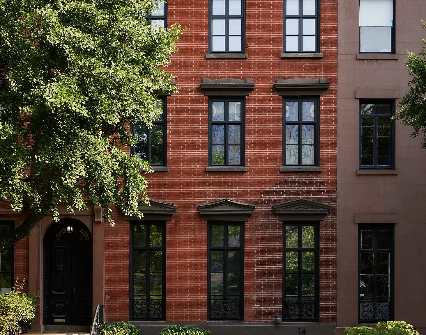 14 Saint Luke's Place — Photo 1