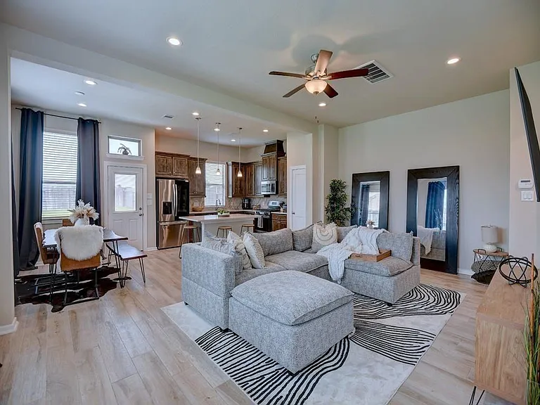 2543 Manor Valley Ct — Photo 9