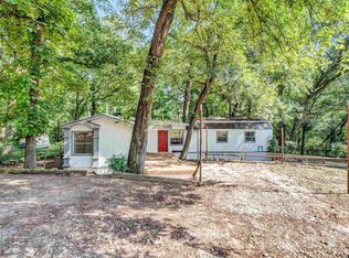 17033 Lakeside Dr, Flint, TX 75762