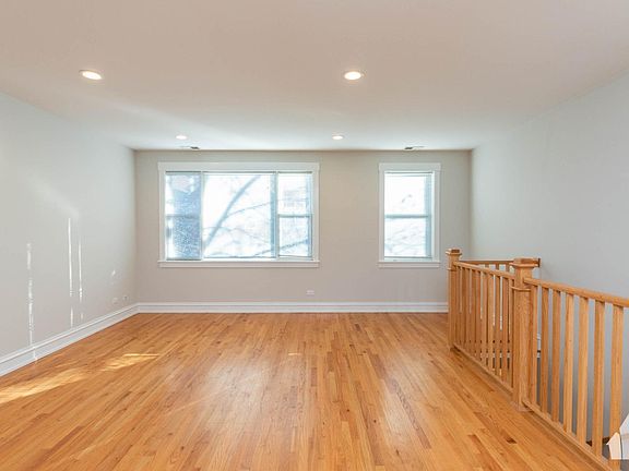 2nd image of 1424 W Superior St #2F
