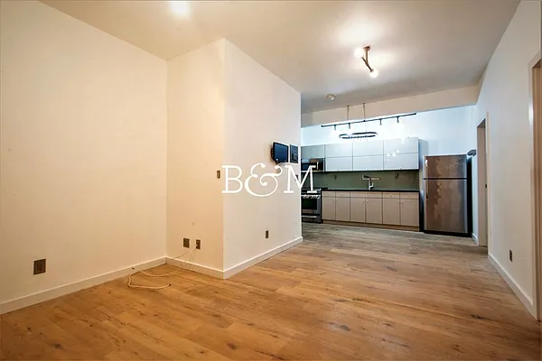 Rented by Brick&Mortar | media 1