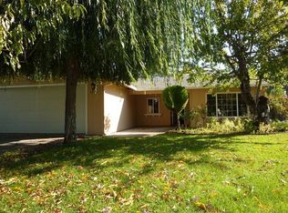 3569 Lagoon Dr, Redding, CA 96001