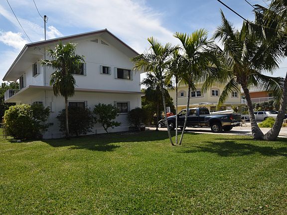 2nd image of 184 Ocean Dr