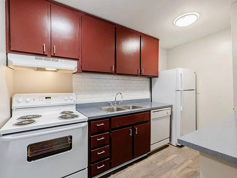 Modern Living in the Heart of Northlake — Photo 15