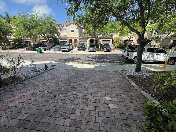 4th image of 22569 SW 89th Pl