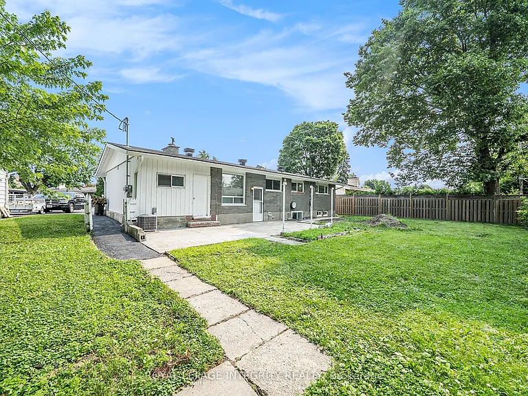 58 Wigan Dr #B — Photo 15