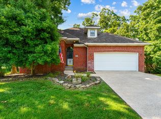 1350 Pointe Royale Dr, Branson, MO 65616