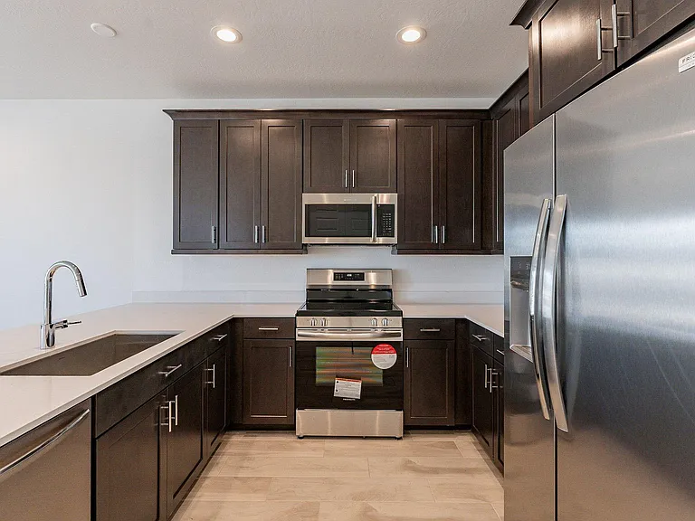 4042 E Amoroso Dr — Photo 8
