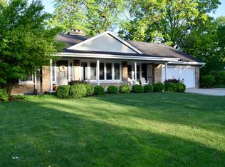 215 Alschuler Dr, Aurora, IL 60506