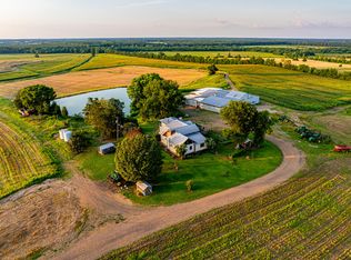 1825 Old Vinton Rd, West Point, MS 39773