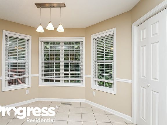 5th image of 4810 Corrol Bell Ct