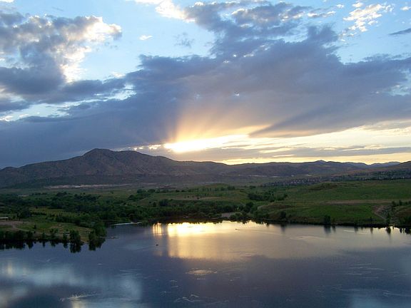 Walk to Bear Creek Lake Park