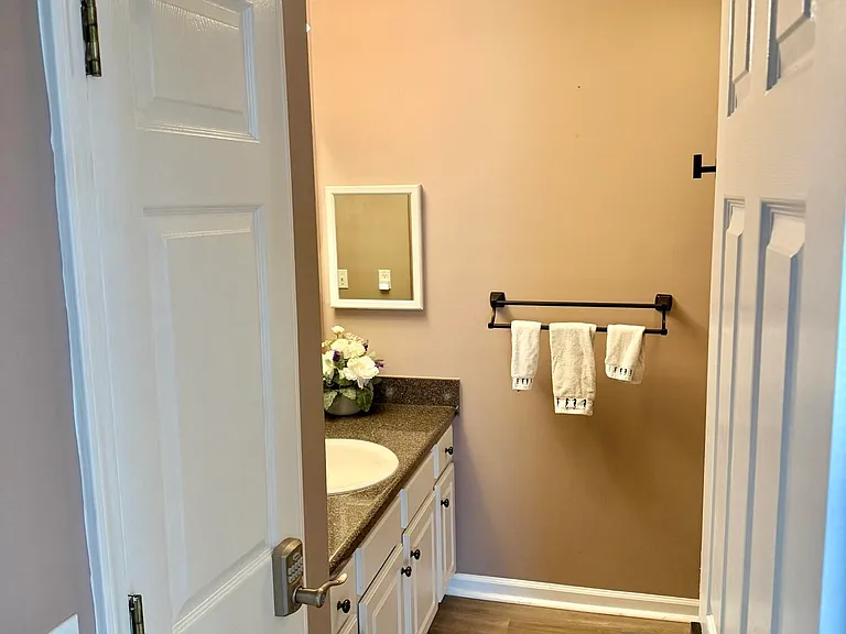 11710 Seashore Ln — Photo 10