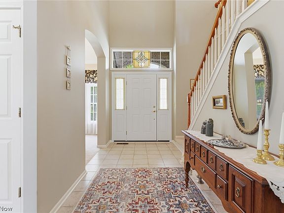 5th image of 15220 Chestnut Oak Ln