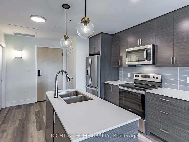 121 Mary St #321 — Photo 18